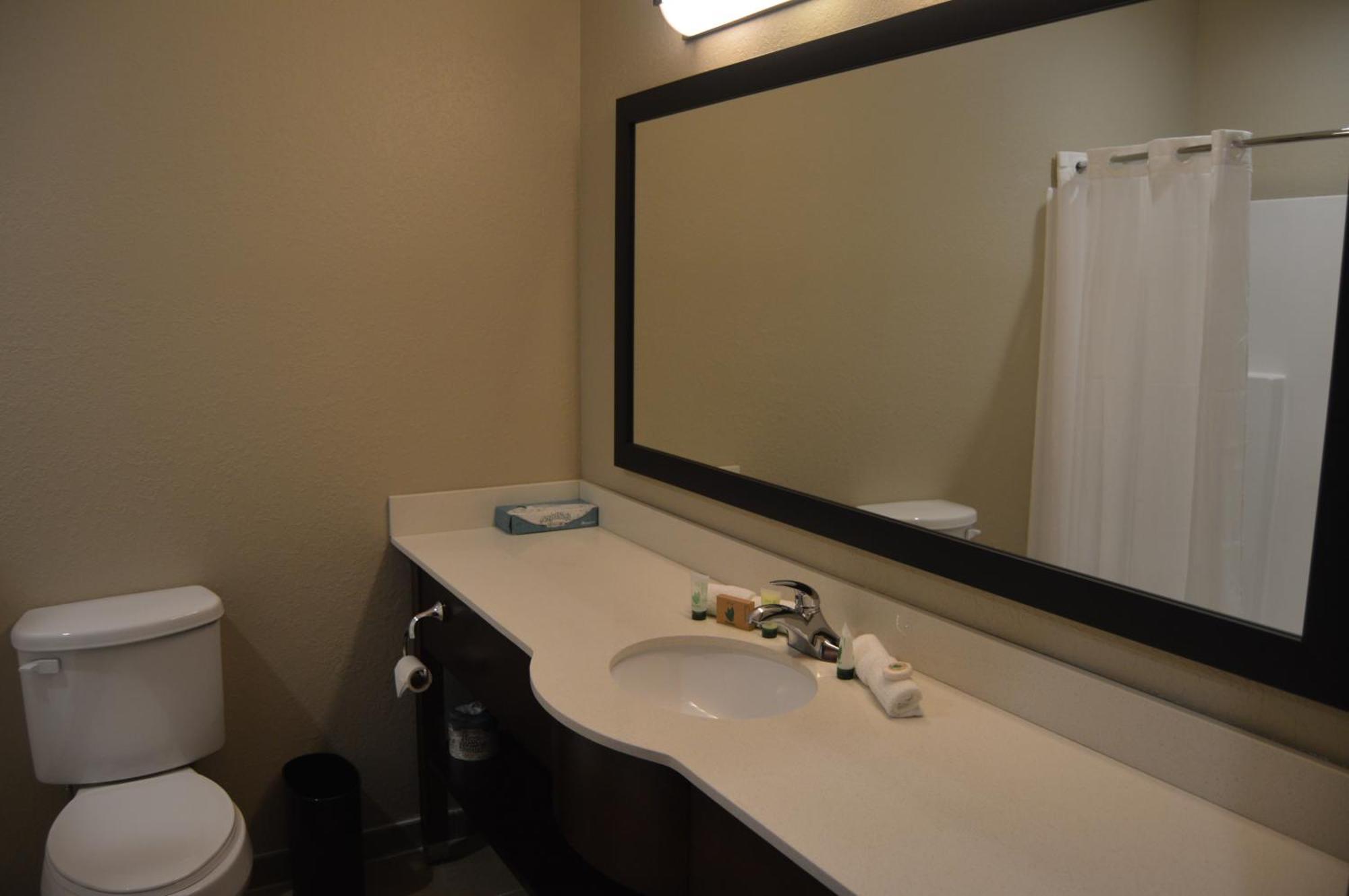 Heritage Place Hotel And Suites DeQuincy Room photo